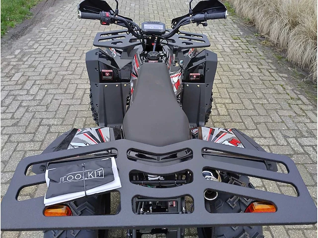 Aiii commander 200cc quad - afbeelding 2 van  46