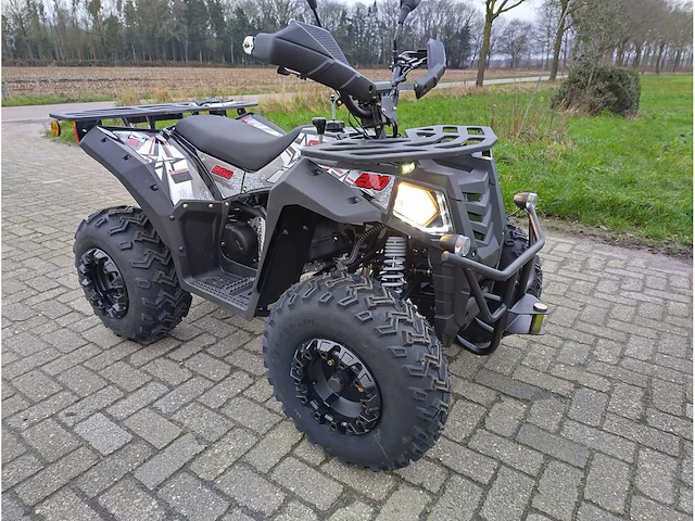 Aiii commander 200cc quad - afbeelding 12 van  46