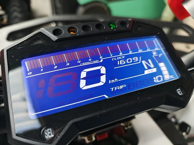 Aiii commander 200cc quad - afbeelding 15 van  24