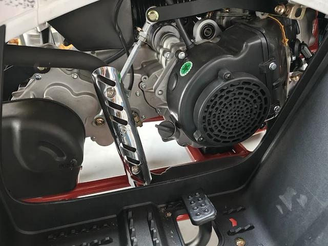 Aiii commander 200cc quad - afbeelding 17 van  24