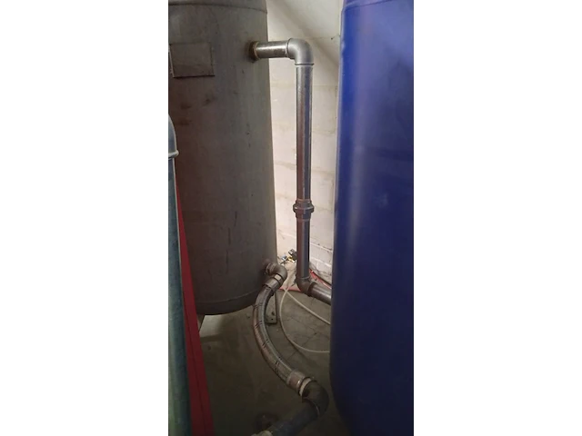 Air compressor chicago pneumatic + dryer + air tanks - afbeelding 9 van  17