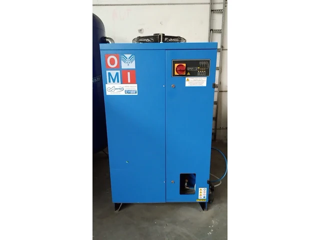 Air compressor chicago pneumatic + dryer + air tanks - afbeelding 15 van  17