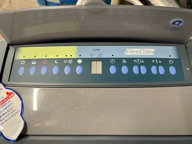 Airco met buitenunit - afbeelding 1 van  9