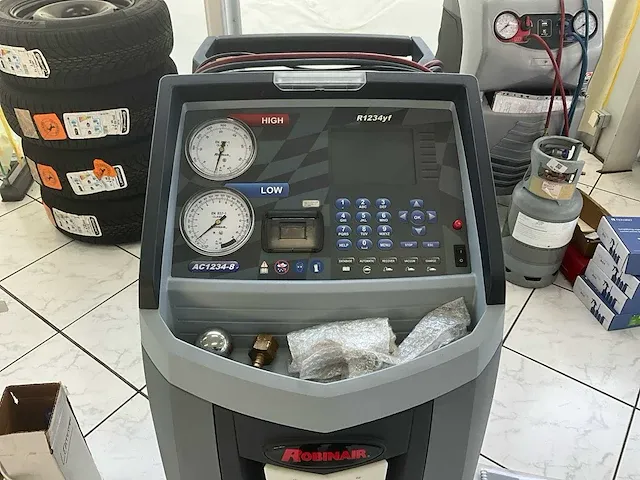 Airco test- en vulapparaat robinair r1234yf - afbeelding 2 van  7