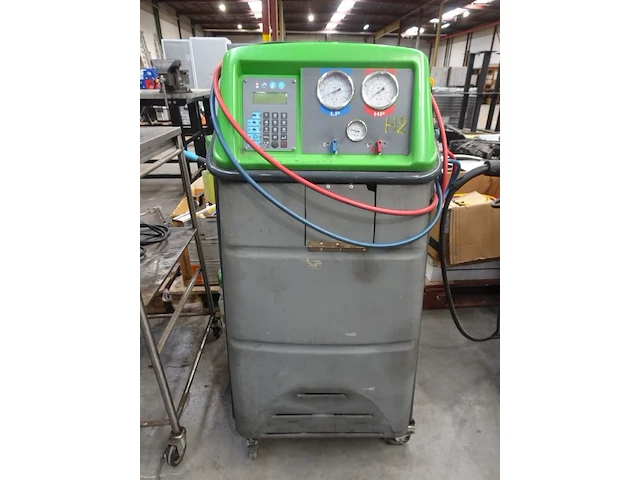 Airconditioningservicestation valeo - afbeelding 1 van  4