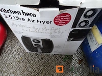 Airfryer kitchen hero 2,5 l, jerrycan, porseleinen beeldjes - afbeelding 1 van  7