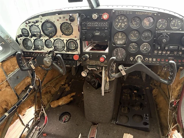 Airplane mooney m20a - afbeelding 11 van  49