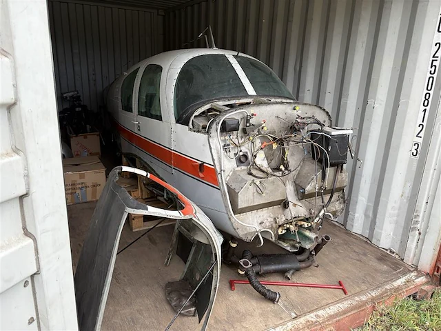 Airplane mooney m20a - afbeelding 2 van  49