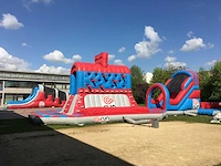 Airquee - boxing wall - obstacle course & bouncy castle - afbeelding 1 van  1