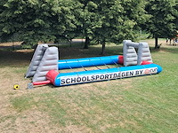 Airquee - human kicker table - afbeelding 1 van  3