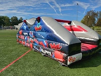 Airquee - knock'em off graffiti - obstacle course & bouncy castle - afbeelding 2 van  2