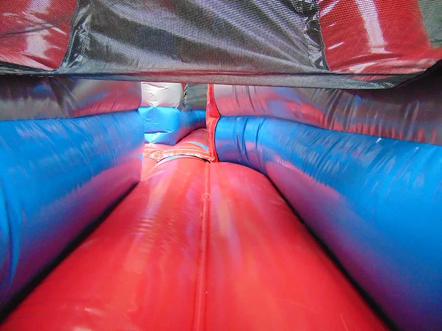 Airquee - the curve - - obstacle course & bouncy castle - afbeelding 7 van  9