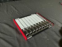 Akai apc mini mk2 compacte usb midi-controller - afbeelding 2 van  4