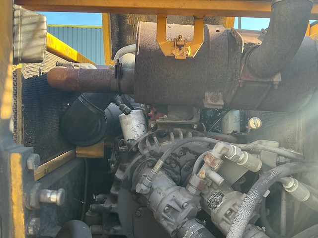 Akerman h5m bandenkraan banden graafmachine - afbeelding 15 van  38