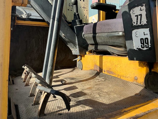 Akerman h5m bandenkraan banden graafmachine - afbeelding 24 van  38