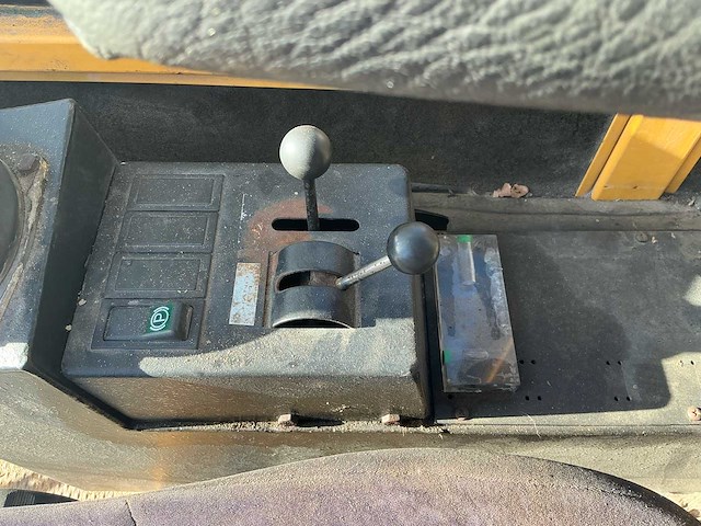 Akerman h5m bandenkraan banden graafmachine - afbeelding 31 van  38