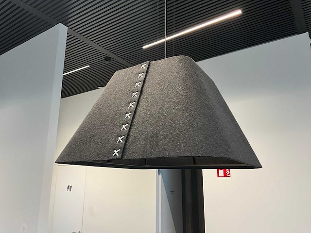 Akoestische design hanglamp buzzispace buzzishade - afbeelding 2 van  7
