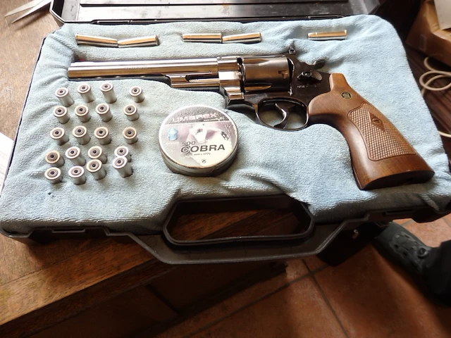 Alarmpistool smith & wesson - afbeelding 1 van  4