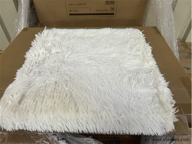 Alaska krabpalen met speelgoed - afbeelding 2 van  4