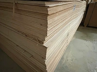 Albizia plywoodplaten