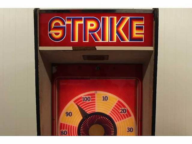 Alca electronics limited - strike - kop van jut speelautomaat - afbeelding 1 van  5