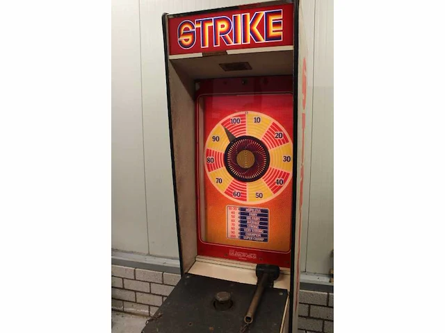 Alca electronics limited - strike - kop van jut speelautomaat - afbeelding 2 van  5