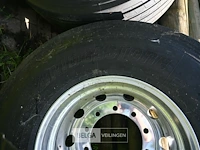 Alcoa velg + bridgestone vrachtwagenband - afbeelding 4 van  7