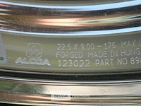 Alcoa velg + bridgestone vrachtwagenband - afbeelding 6 van  7