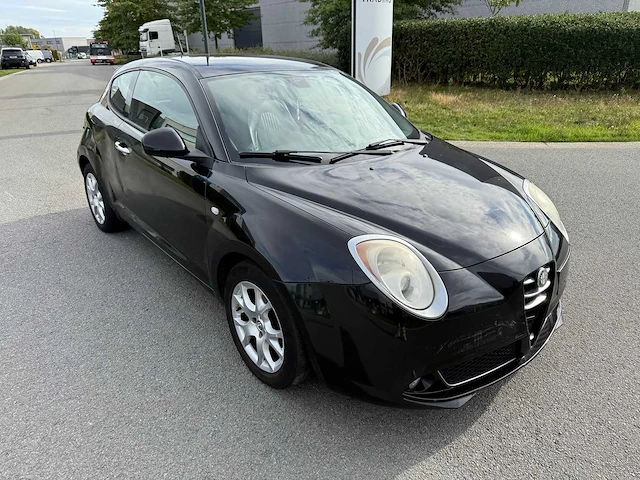 Alfa - 2010 - romeo - mito - personenauto - afbeelding 2 van  35