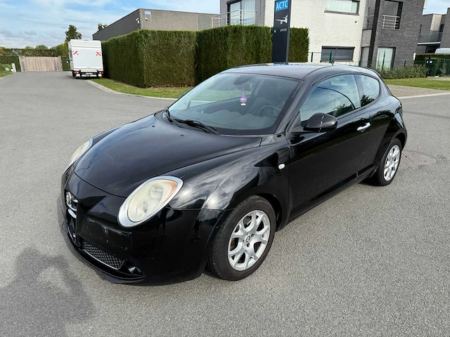 Alfa - 2010 - romeo - mito - personenauto - afbeelding 12 van  35