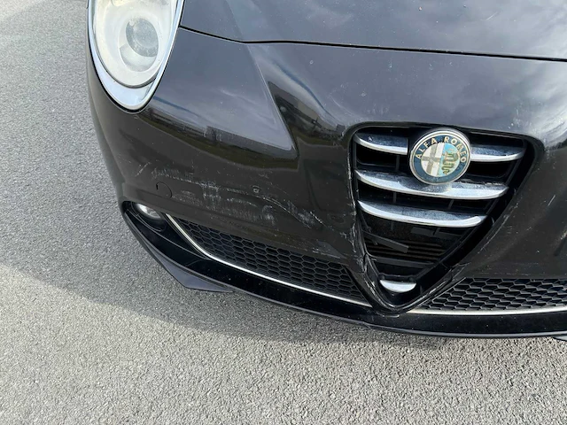 Alfa - 2010 - romeo - mito - personenauto - afbeelding 33 van  35