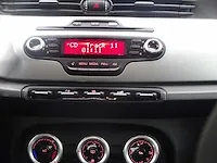 Alfa romeo - - mito - personenauto - afbeelding 7 van  26