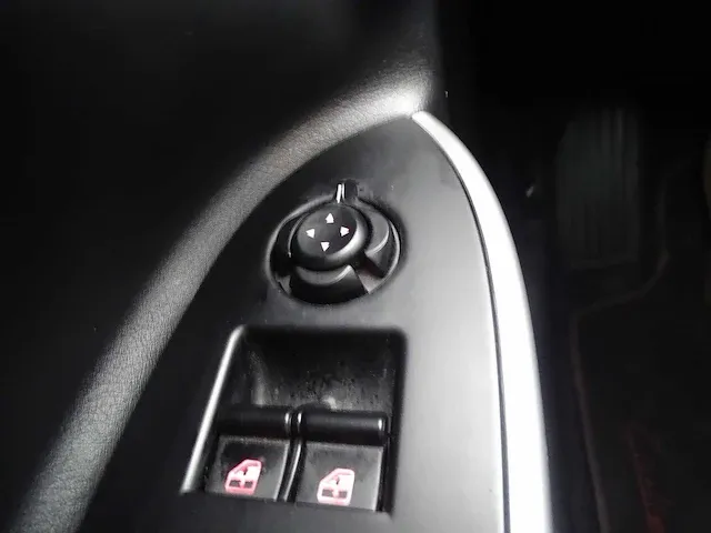 Alfa romeo - - mito - personenauto - afbeelding 14 van  26