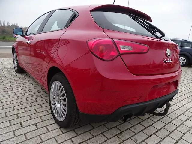 Alfa romeo - - mito - personenauto - afbeelding 22 van  26