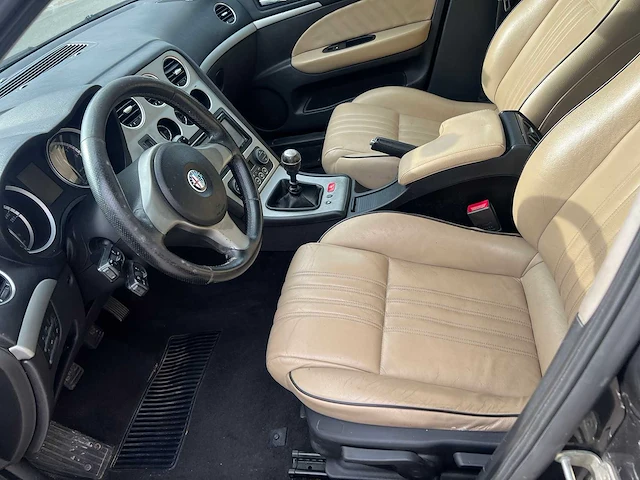 Alfa romeo - 159 sportwagon - personenauto - 2007 - afbeelding 3 van  22