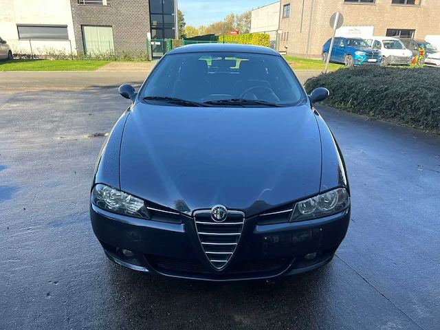 Alfa romeo - 2005 - 156 - personenauto - afbeelding 17 van  22