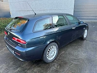 Alfa romeo - 2005 - 156 - personenauto - afbeelding 19 van  22