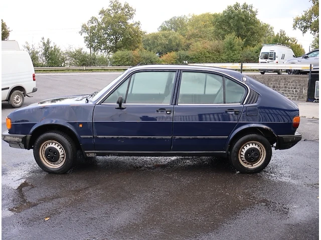 Alfa romeo - alfasud 1.3 - afbeelding 21 van  26