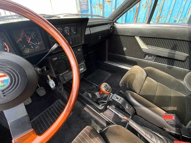 Alfa romeo - gtv - gtv 2.0i - oldtimer - afbeelding 7 van  28