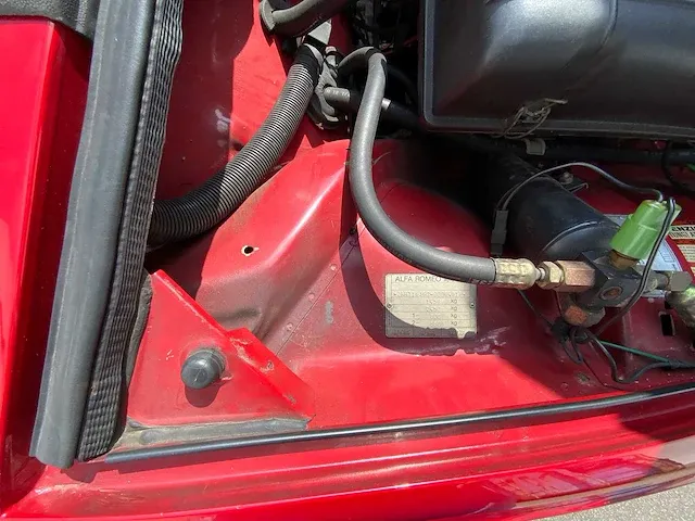 Alfa romeo - gtv - gtv 2.0i - oldtimer - afbeelding 16 van  28