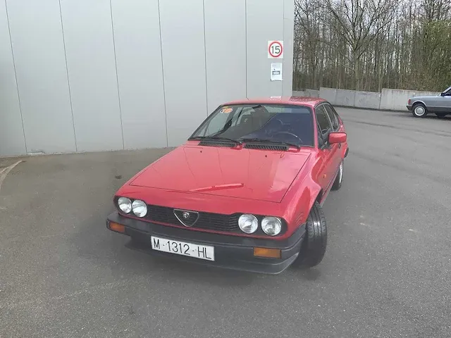 Alfa romeo - gtv - gtv 2.0i - oldtimer - afbeelding 22 van  28
