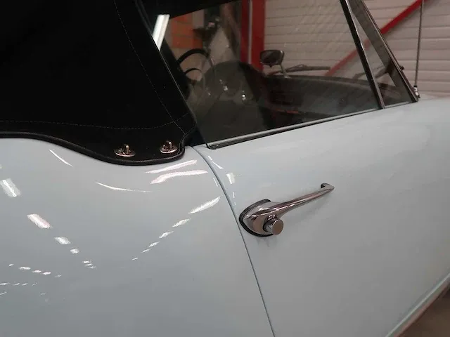 Alfa romeo - spider - 1962 - afbeelding 11 van  77