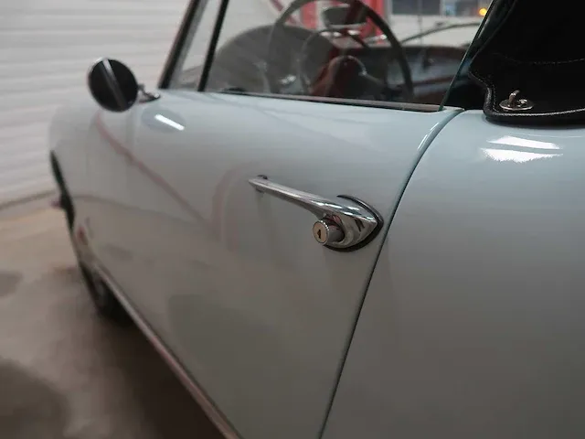 Alfa romeo - spider - 1962 - afbeelding 21 van  77
