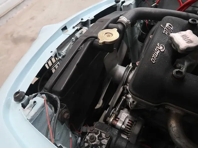 Alfa romeo - spider - 1962 - afbeelding 40 van  77