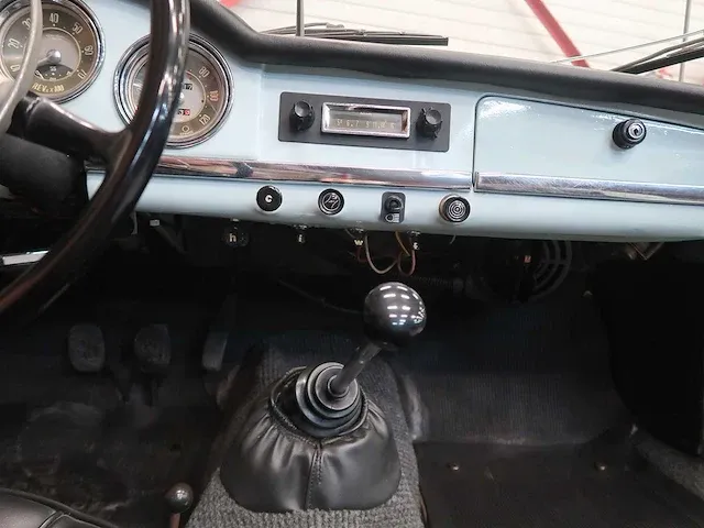 Alfa romeo - spider - 1962 - afbeelding 59 van  77