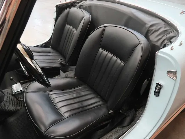 Alfa romeo - spider - 1962 - afbeelding 63 van  77