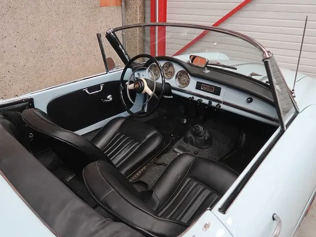 Alfa romeo - spider - 1962 - afbeelding 64 van  77