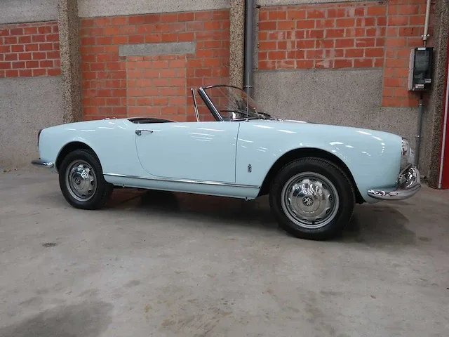 Alfa romeo - spider - 1962 - afbeelding 65 van  77