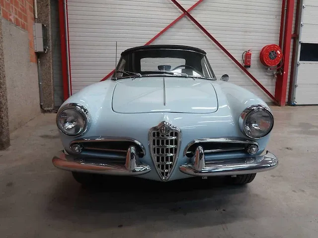 Alfa romeo - spider - 1962 - afbeelding 56 van  77