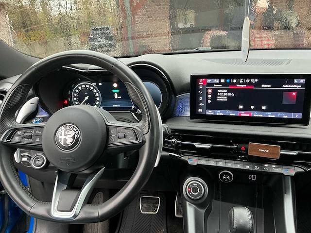 Alfa romeo - tonale - av1 - car - 2022 - afbeelding 11 van  26